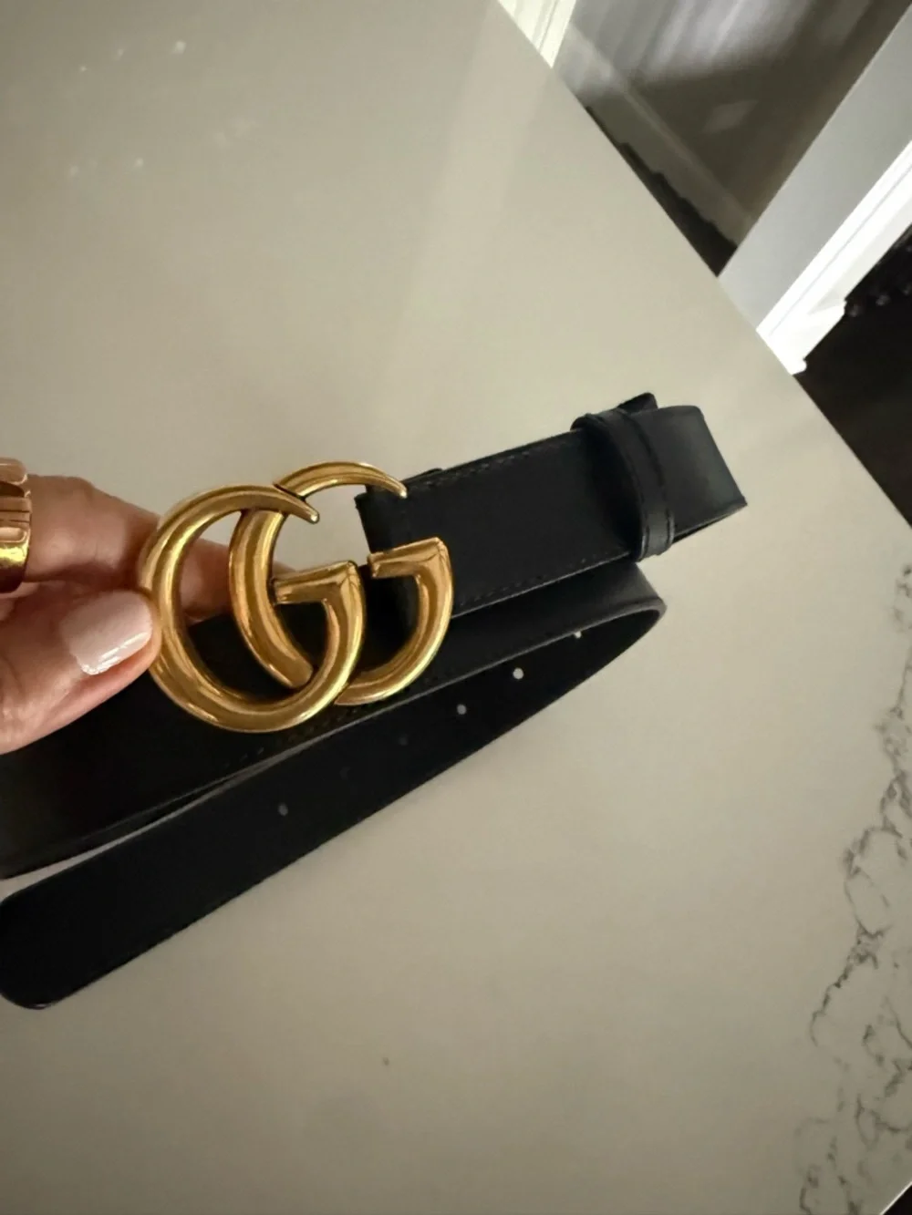 Gucci Black Leather Belt with Gold Double G Buckle - Picture 2 of 4